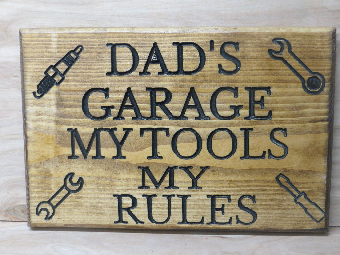 Personalize wood sign